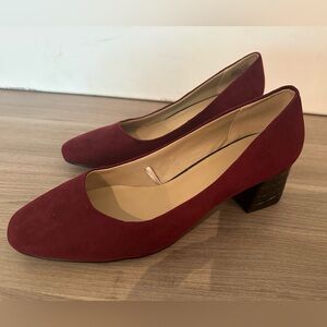 Ann Taylor Block Heel PumpsWine 8.5